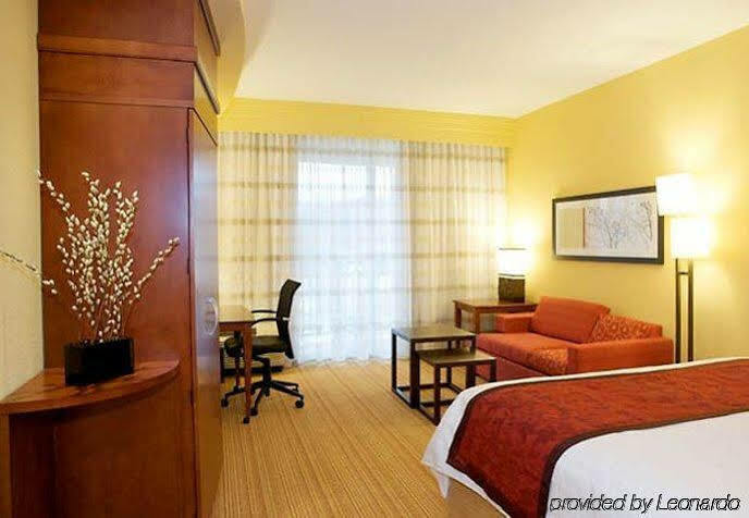 Courtyard By Marriott Franklin Cool Springs Hotel Екстериор снимка